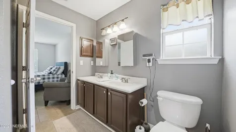 2478 Creekfront Drive Green Cove Springs FL 32043