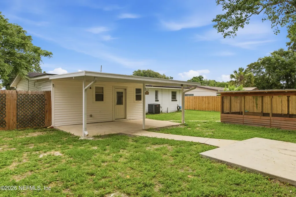 7520 Brockhurst Drive Jacksonville FL 32277