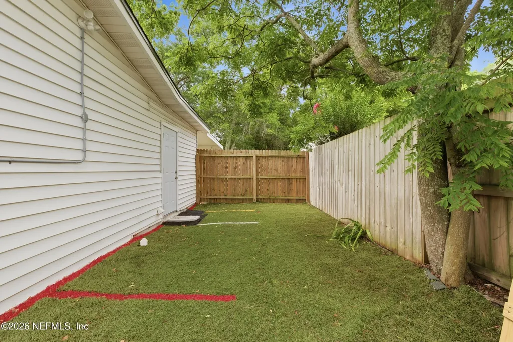 7520 Brockhurst Drive Jacksonville FL 32277