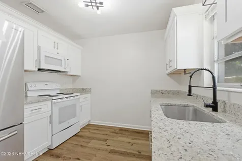 7520 Brockhurst Drive Jacksonville FL 32277