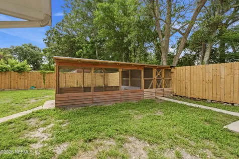 7520 Brockhurst Drive Jacksonville FL 32277
