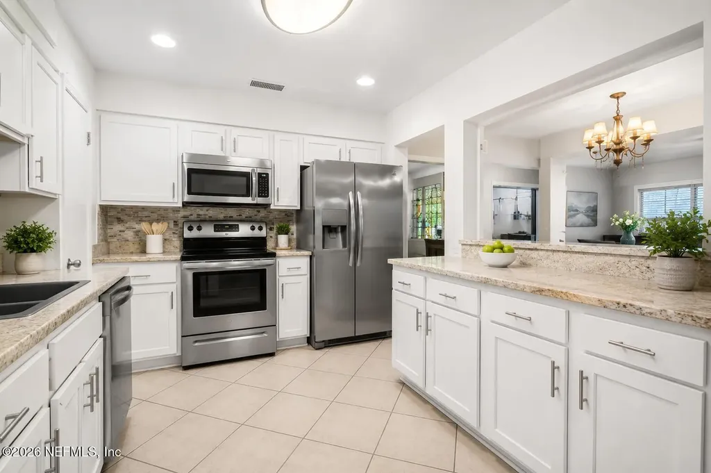 6419 Ballejo Court N Jacksonville FL 32210