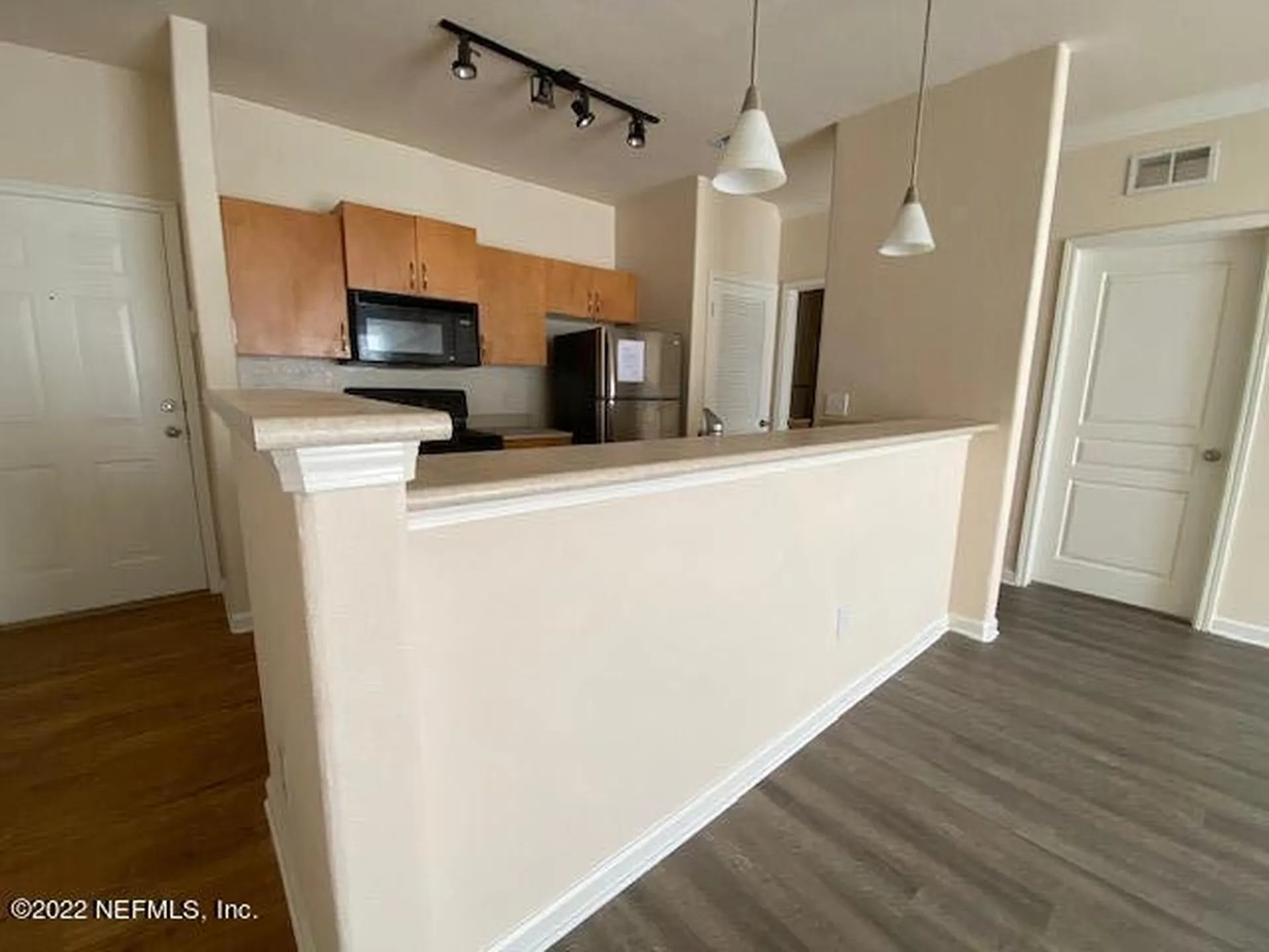 8290 Gate Parkway Jacksonville FL 32216