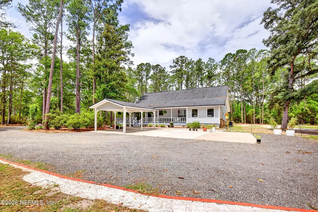 4323 Birch Street Macclenny FL 32063