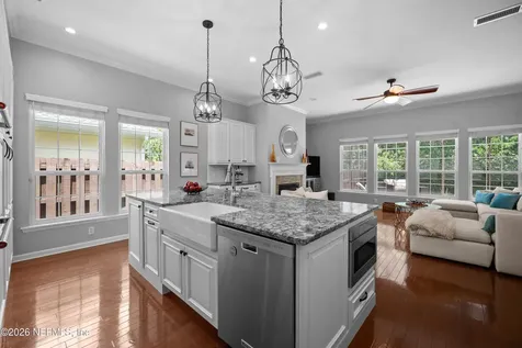 8065 Mount Ranier Drive Jacksonville FL 32256