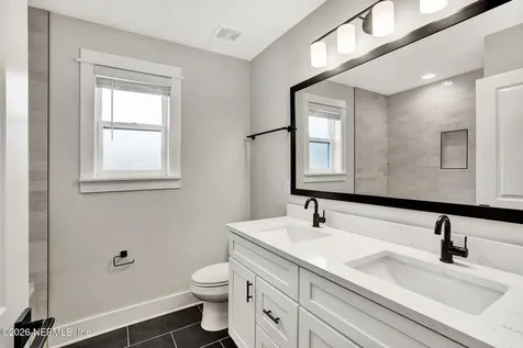 8859 Amalfi Court Jacksonville FL 32217