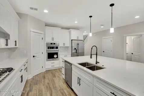 8859 Amalfi Court Jacksonville FL 32217