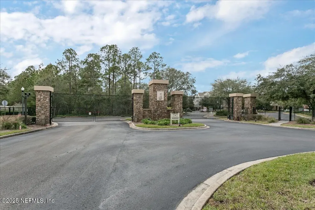 13364 Beach Boulevard Jacksonville FL 32224
