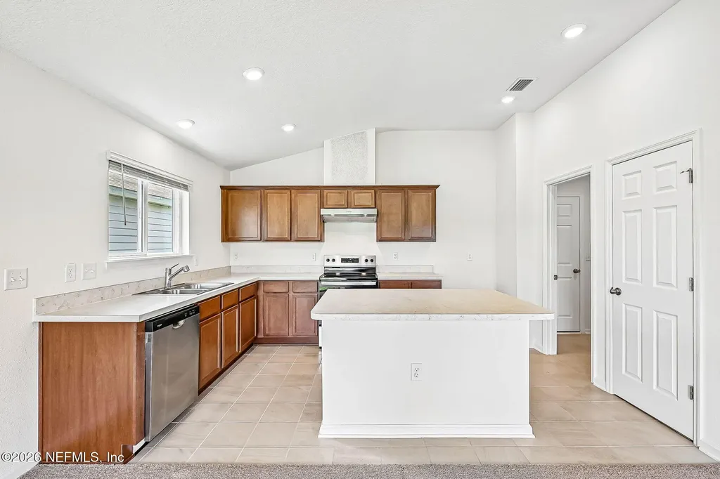 8345 Hawkes Meadow Drive Jacksonville FL 32219
