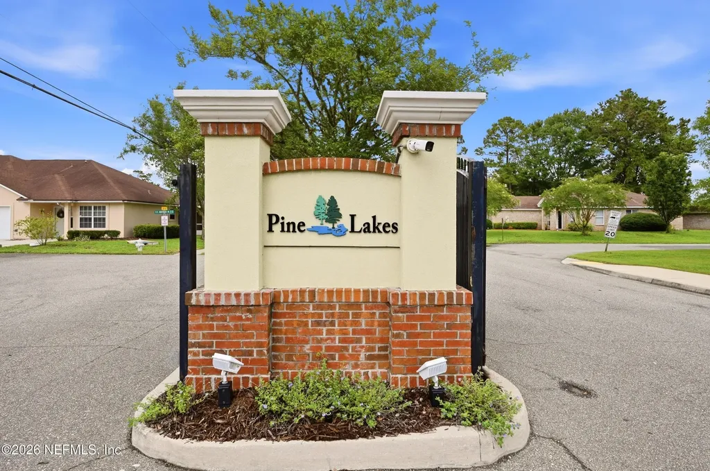 15974 Great Lakes Circle Jacksonville FL 32218