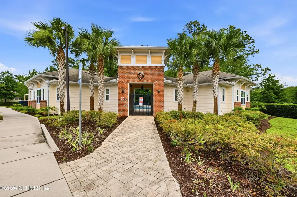 15974 Great Lakes Circle Jacksonville FL 32218