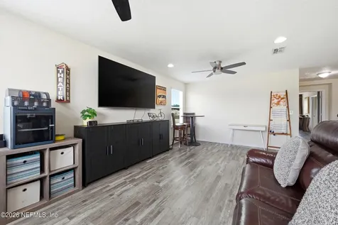 15974 Great Lakes Circle Jacksonville FL 32218