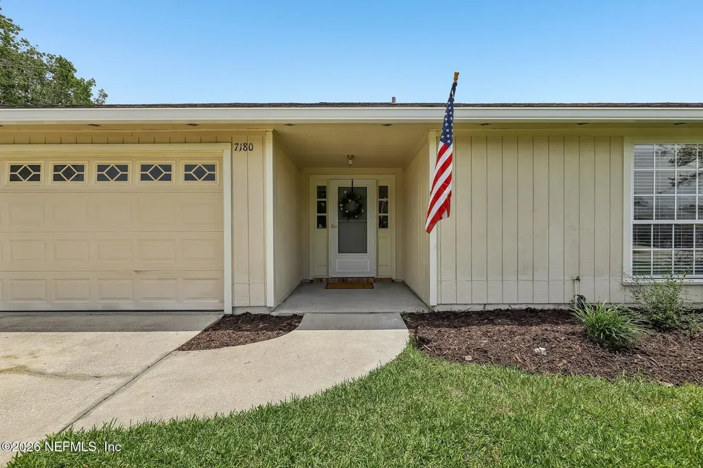 7180 Ridgeglen Court Jacksonville FL 32216
