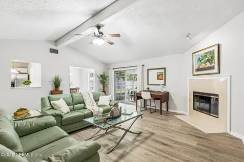 7180 Ridgeglen Court Jacksonville FL 32216