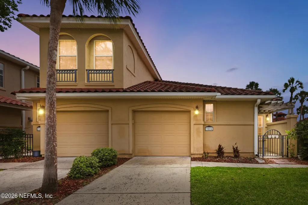 3824 La Vista Circle Jacksonville FL 32217