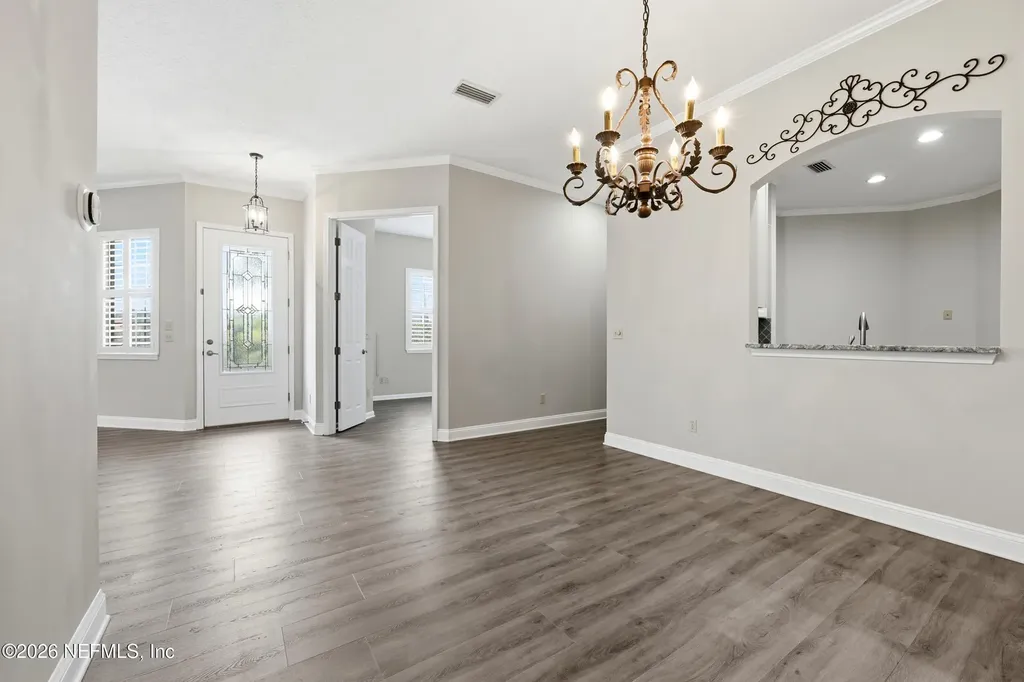 3824 La Vista Circle Jacksonville FL 32217
