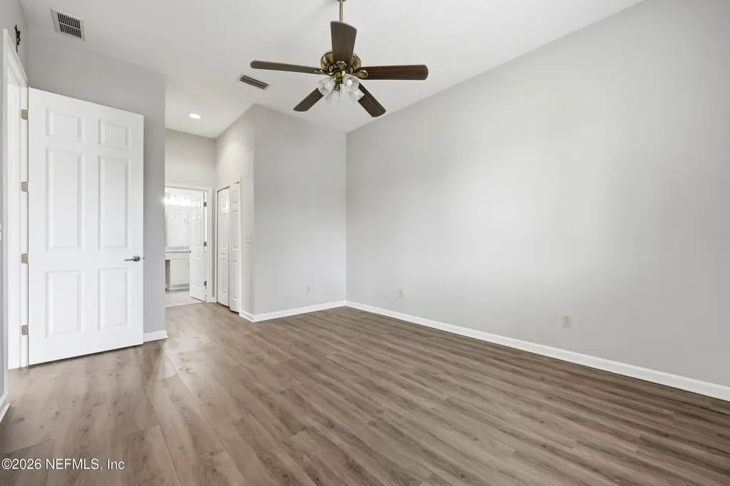 3824 La Vista Circle Jacksonville FL 32217