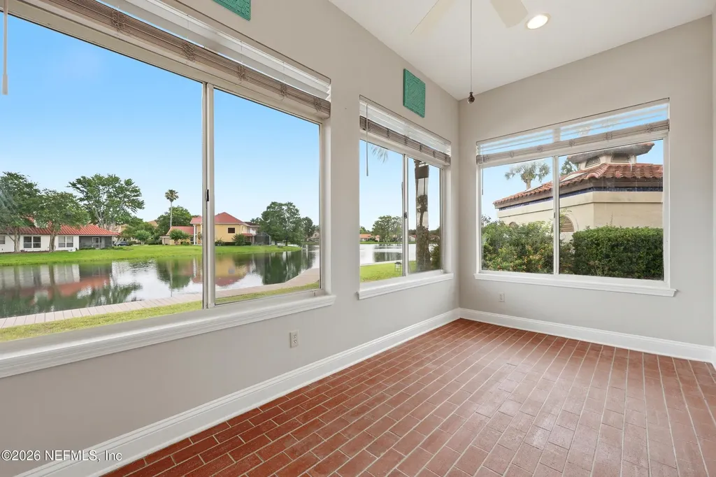 3824 La Vista Circle Jacksonville FL 32217