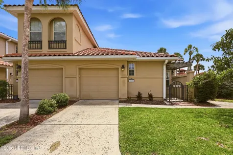 3824 La Vista Circle Jacksonville FL 32217