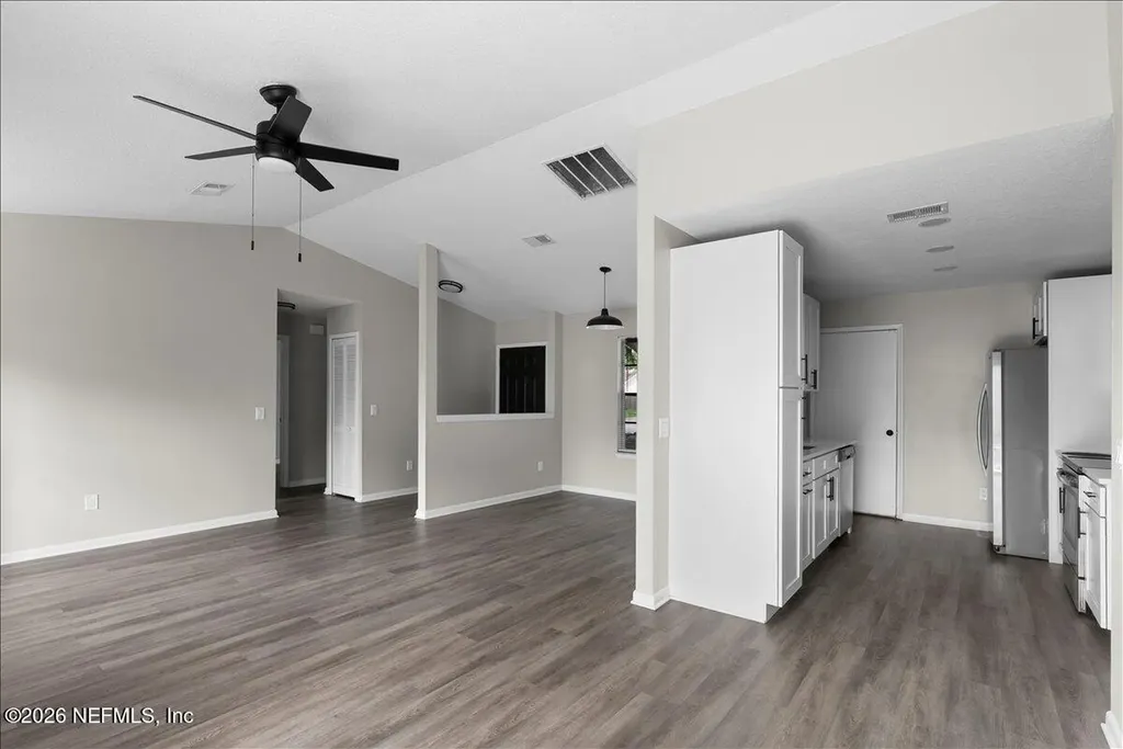 8136 Great Valley Trail Jacksonville FL 32244