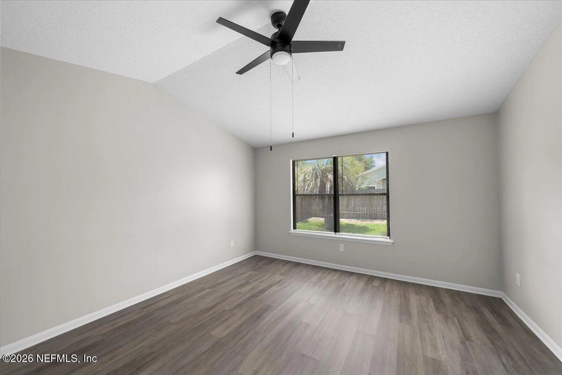 8136 Great Valley Trail Jacksonville FL 32244