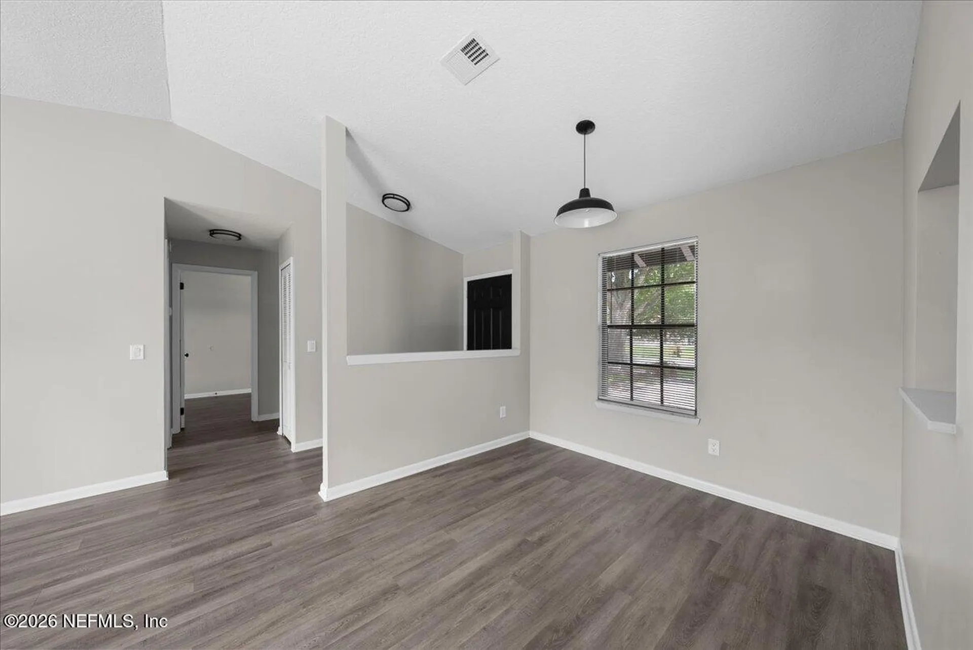 8136 Great Valley Trail Jacksonville FL 32244