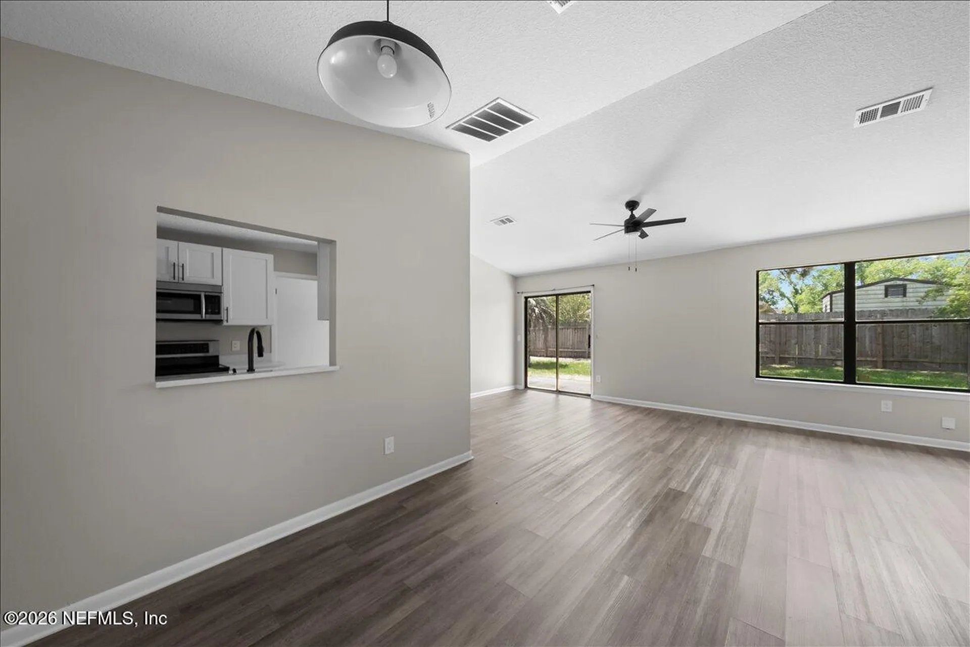 8136 Great Valley Trail Jacksonville FL 32244