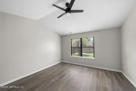 8136 Great Valley Trail Jacksonville FL 32244