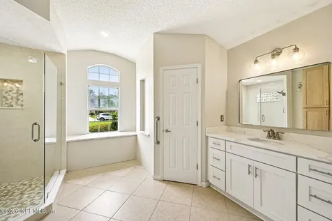 392 Maplewood Drive St. Johns FL 32259