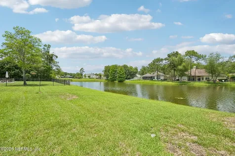392 Maplewood Drive St. Johns FL 32259
