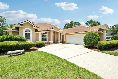 392 Maplewood Drive St. Johns FL 32259