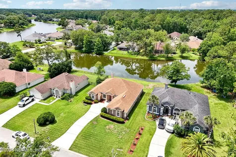 392 Maplewood Drive St. Johns FL 32259