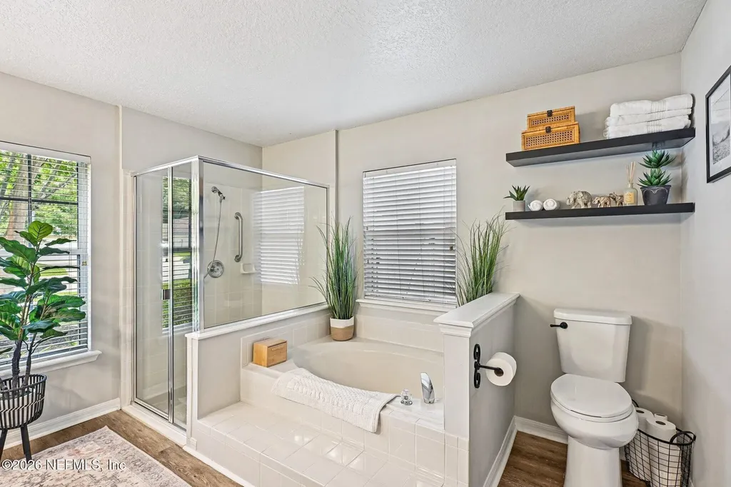 10383 Meadow Point Drive Jacksonville FL 32221