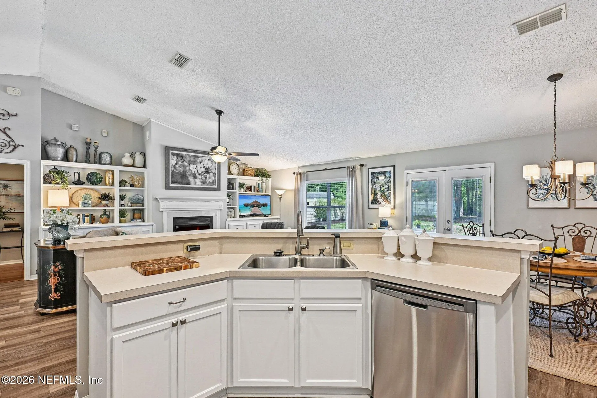 10383 Meadow Point Drive Jacksonville FL 32221
