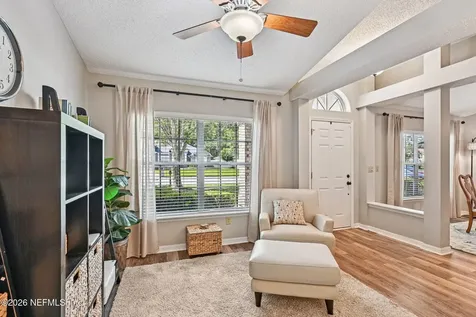 10383 Meadow Point Drive Jacksonville FL 32221
