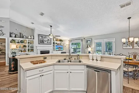 10383 Meadow Point Drive Jacksonville FL 32221