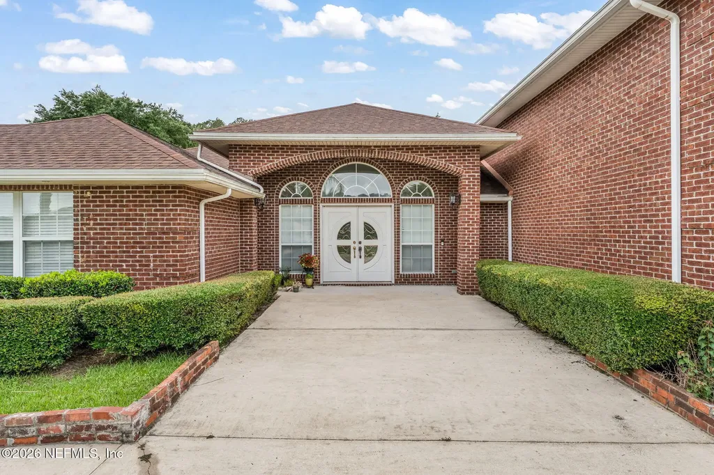 12562 Angel Lake Drive W Jacksonville FL 32218