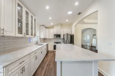 12562 Angel Lake Drive W Jacksonville FL 32218