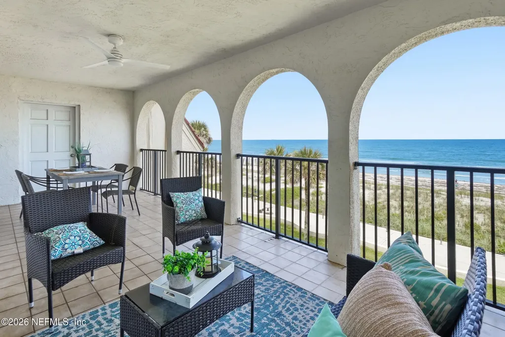 10 10th Street Atlantic Beach FL 32233