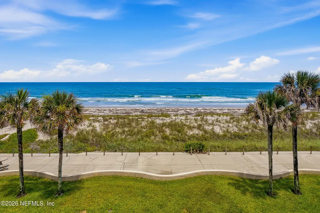 10 10th Street Atlantic Beach FL 32233