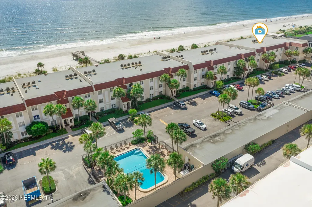 10 10th Street Atlantic Beach FL 32233