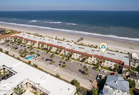 10 10th Street Atlantic Beach FL 32233