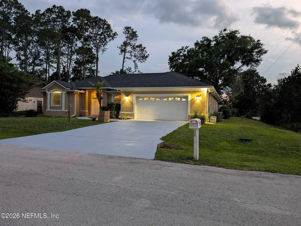 33 Boxwood Lane Palm Coast FL 32137