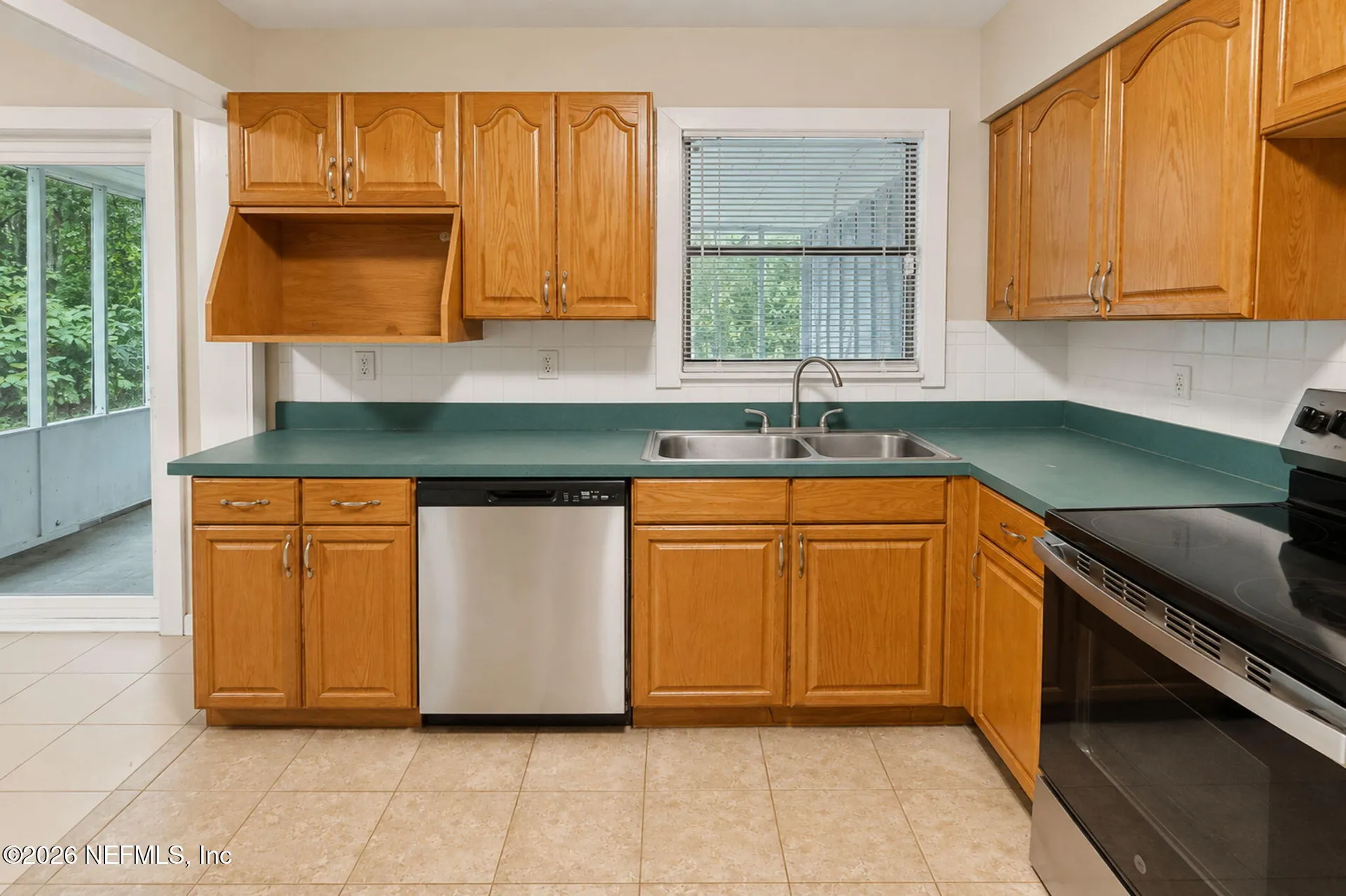 6748 Gaillardia Road S Jacksonville FL 32211
