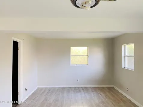 6711 Cavalier Road Jacksonville FL 32208