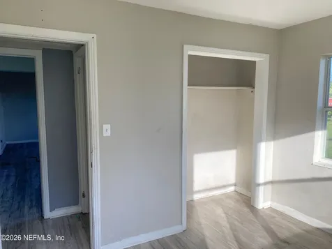 6711 Cavalier Road Jacksonville FL 32208