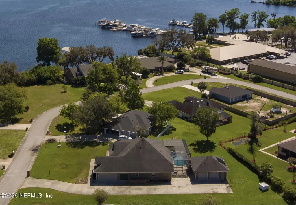 235 Crystal Cove Drive Palatka FL 32177