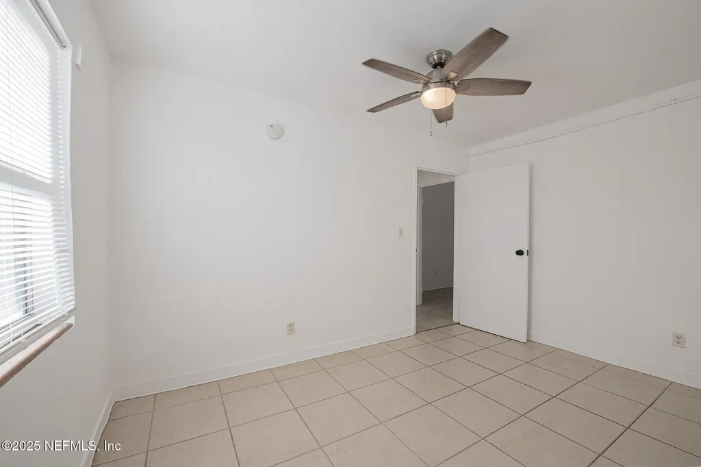 810 2nd Street N Jacksonville Beach FL 32250