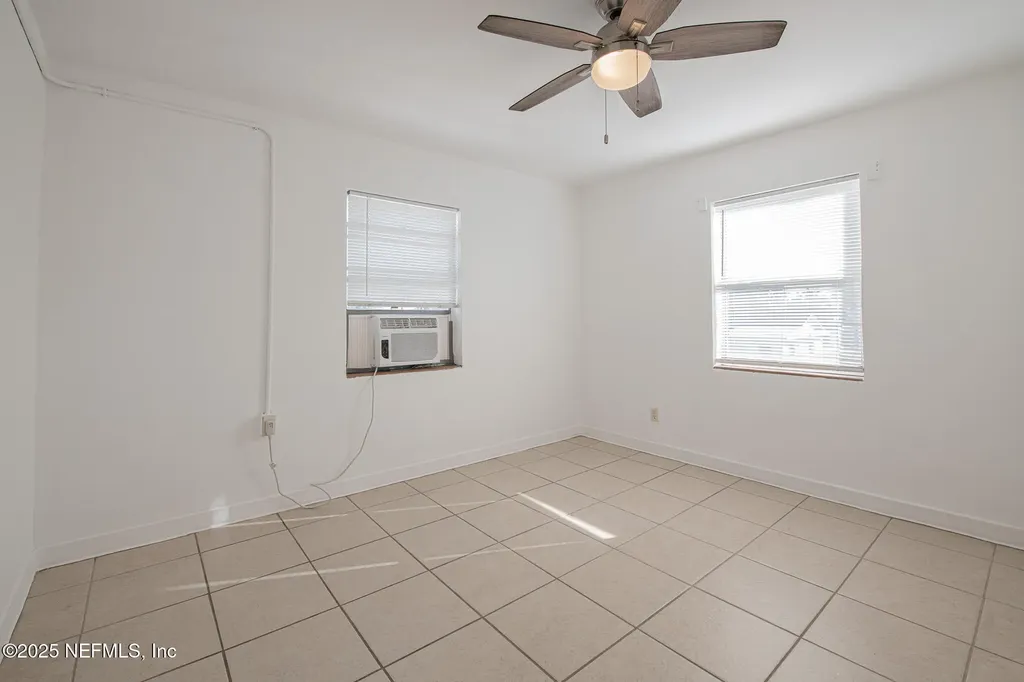 810 2nd Street N Jacksonville Beach FL 32250