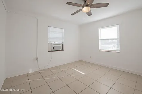 810 2nd Street N Jacksonville Beach FL 32250